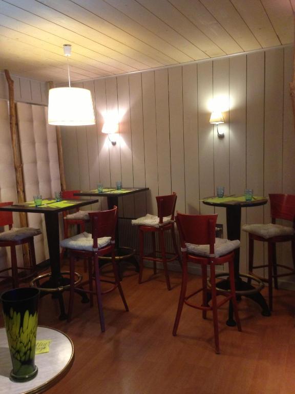 Hotel La Tour D'Auvergne Pont-l'Abbe Bilik gambar